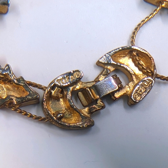 Tofa Signed Vintage 1990s Christmas Tree Slider Charm Bracelet - Picture 4 of 5